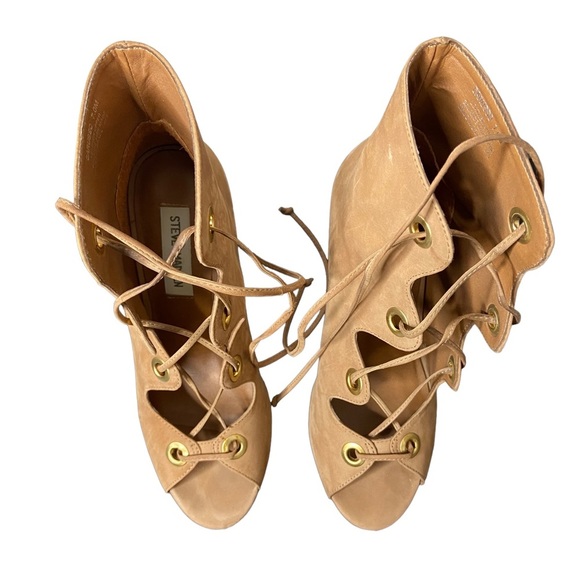 Steve Madden Carusso Tan Peep Toe Lace Up Bootie - Picture 5 of 10